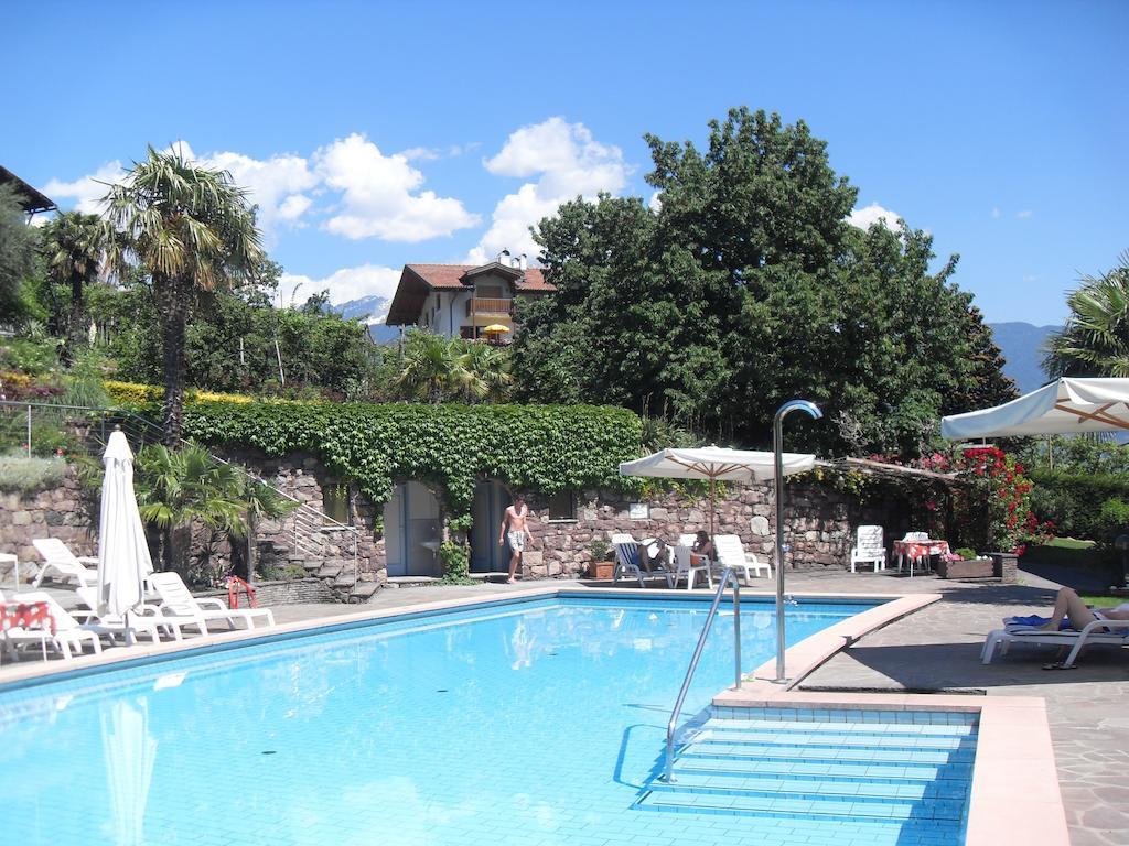 Garni Lichtenberg Pension Algund Buitenkant foto